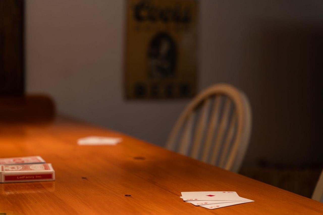 Lazy Squirrel - Cozy Family House With Full Game Room カーンビル エクステリア 写真