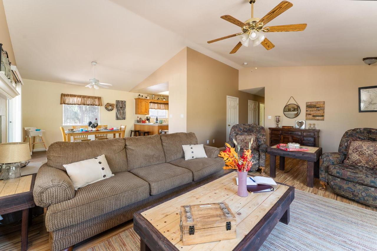Lazy Squirrel - Cozy Family House With Full Game Room カーンビル エクステリア 写真