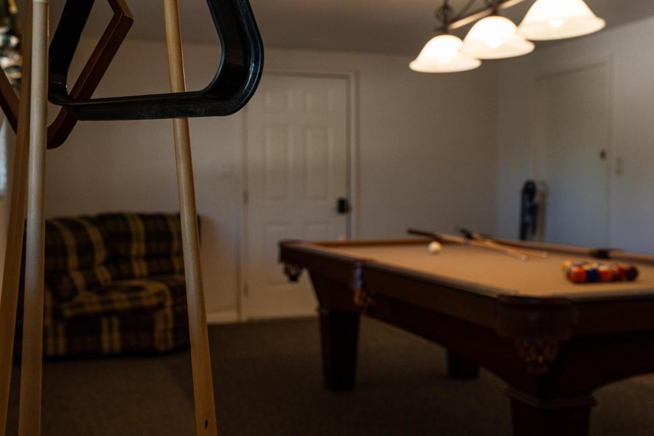 Lazy Squirrel - Cozy Family House With Full Game Room カーンビル エクステリア 写真